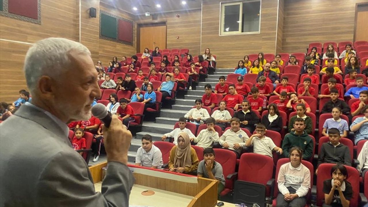 Ankara’da Müftülük Öğrencilere Konferans Verdi