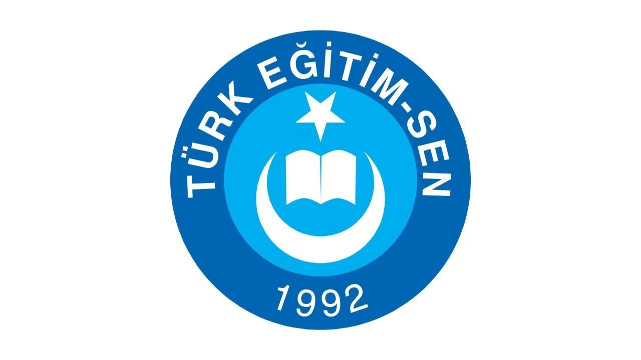 Türk Eğitim Sen Çamura Bulaşmış