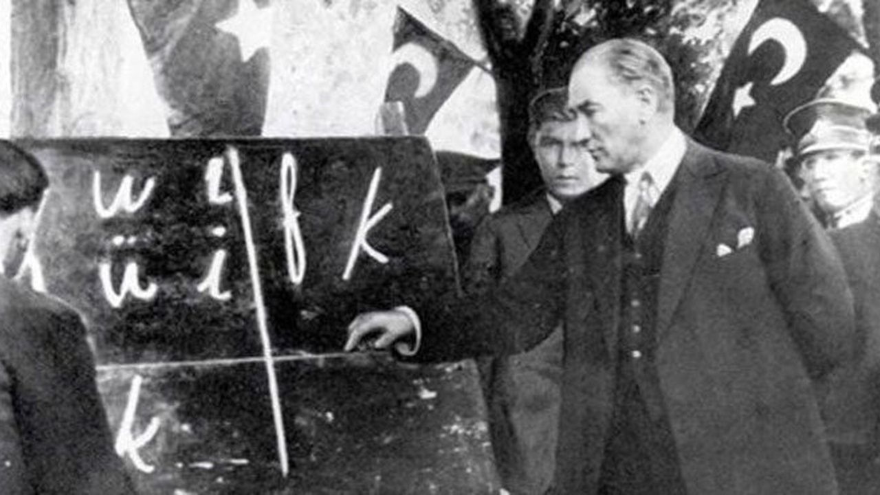 Başöğretmen Atatürk’ten Çok Anlamlı Ders! Su Neden Boşa Akıyor?