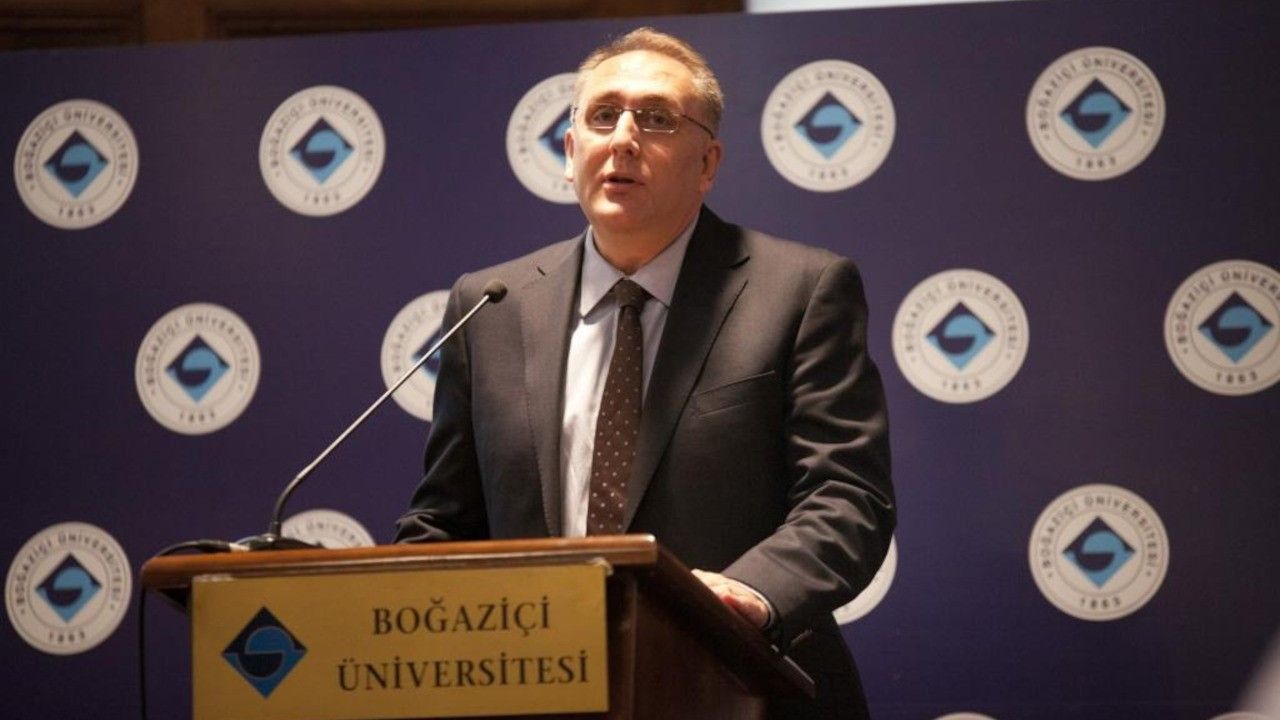 Bandırma Onyedi Üniversitesi’nde Görev Değişimi! BANÜ'ye Yeni Rektör Atandı…