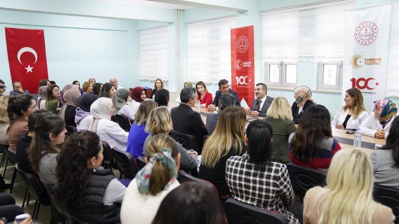 Milli Eğitim Bakanı Yusuf Tekin Yeni Yılın İlk Ziyaretini Gerçekleştirdi