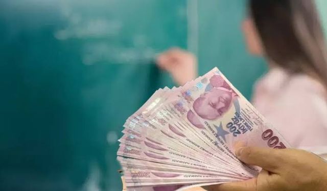 Öğretmenlerin Ek Gelir Hayalleri Suya mı Düşüyor?