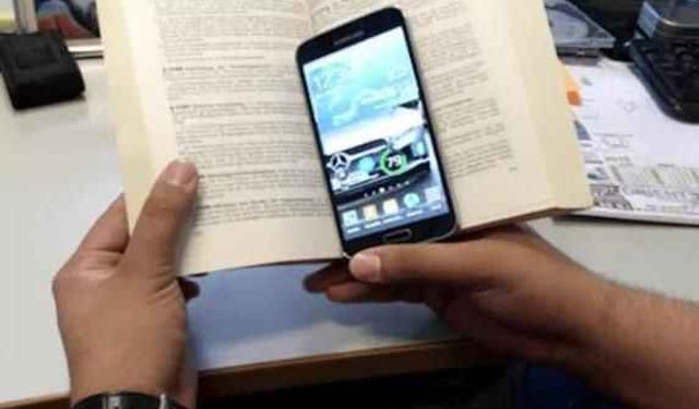 Öğretmenlerin Ders Zamanı Telefon Kullanması Yasak mı?