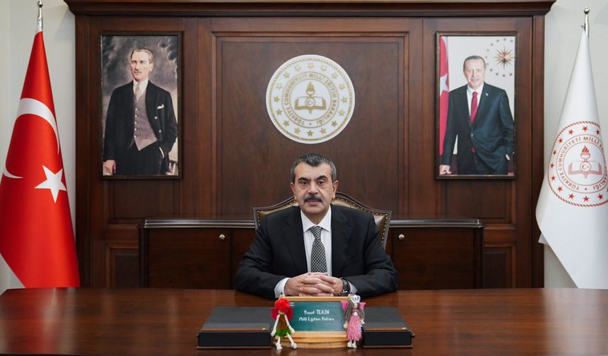 Bakan Tekin'den "15 Temmuz Demokrasi ve Birlik Mesajı"